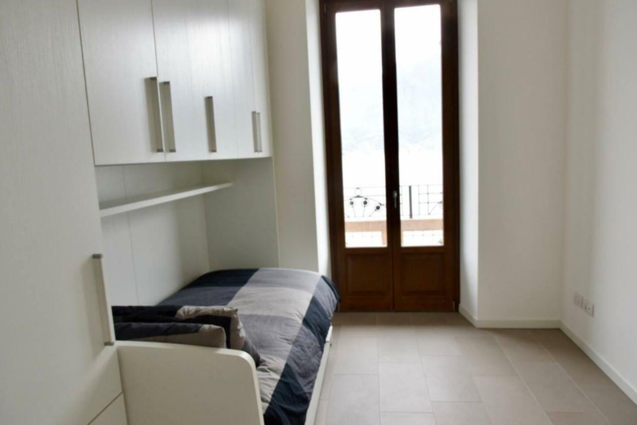 Stylish Lakefront House Lovere Dış mekan fotoğraf
