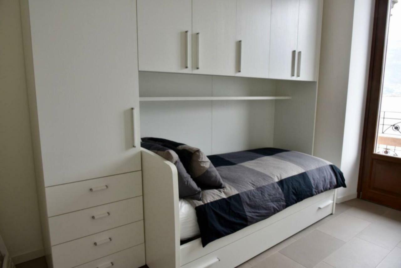 Stylish Lakefront House Lovere Dış mekan fotoğraf