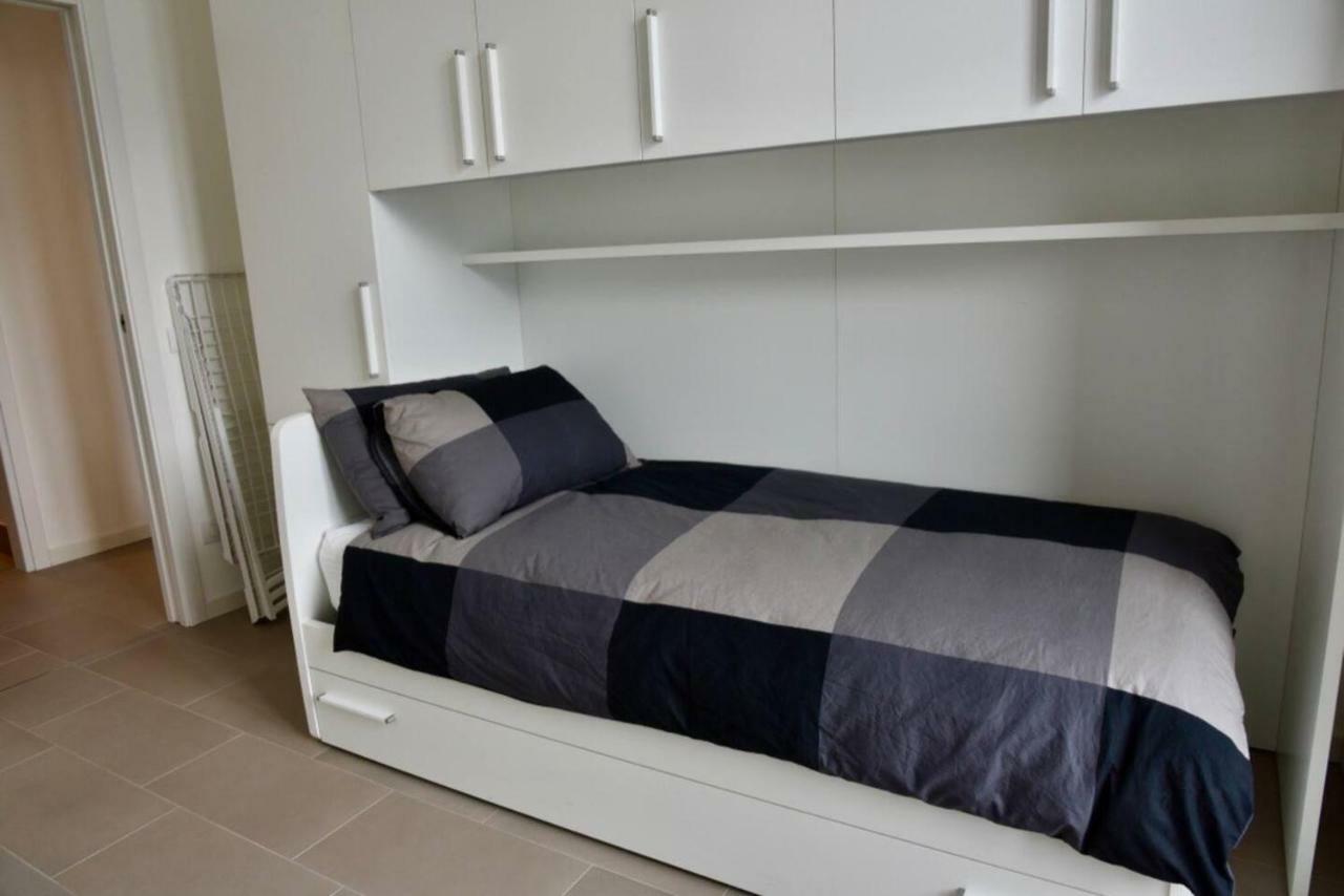 Stylish Lakefront House Lovere Dış mekan fotoğraf